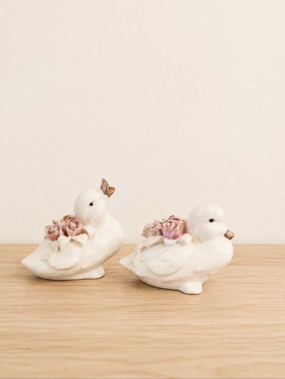 🕊️ Vintage Porcelain Duck Salt & Pepper Set with Pink Roses